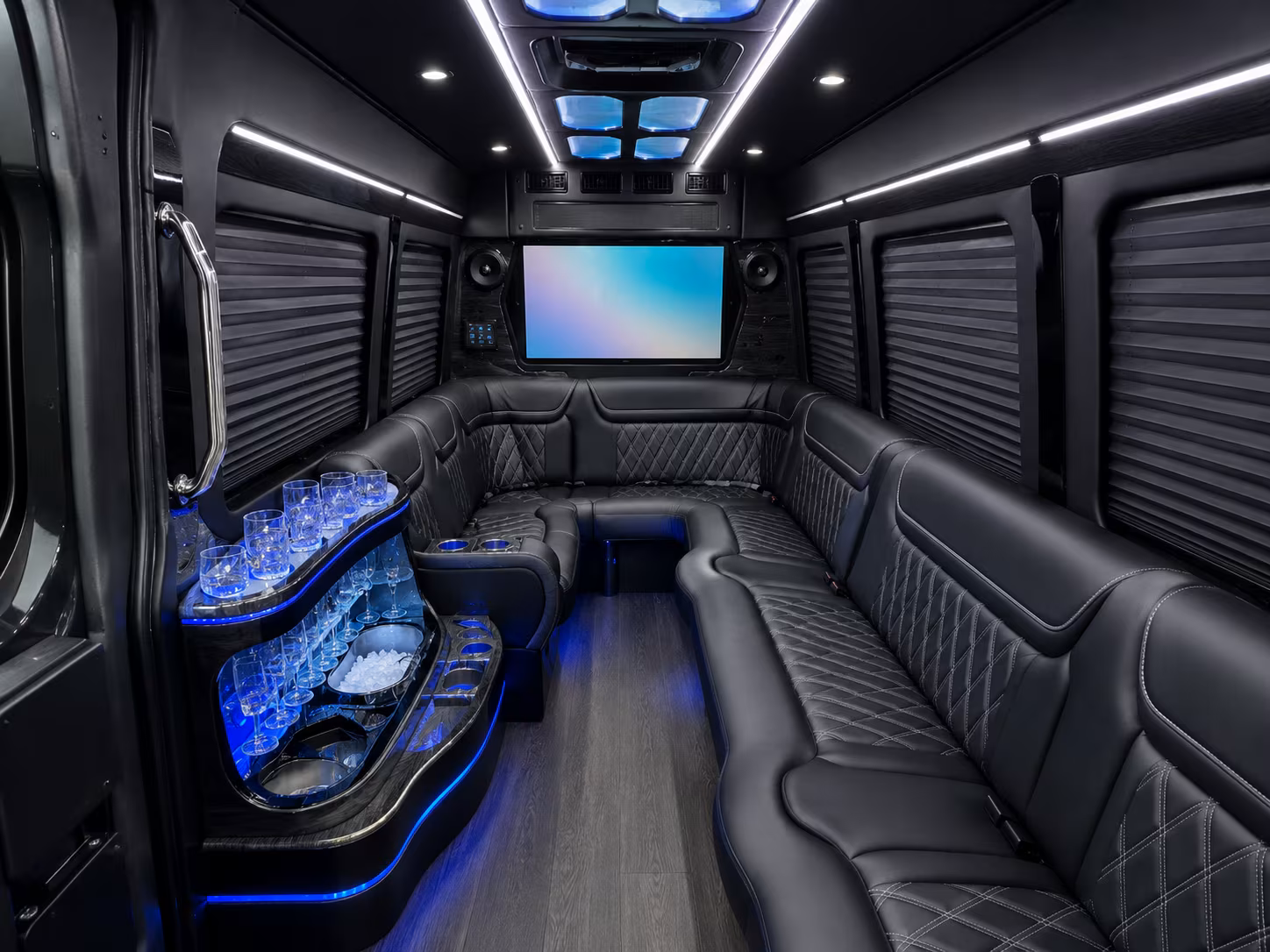 corporate airport transfer buses between passaic and newark liberty