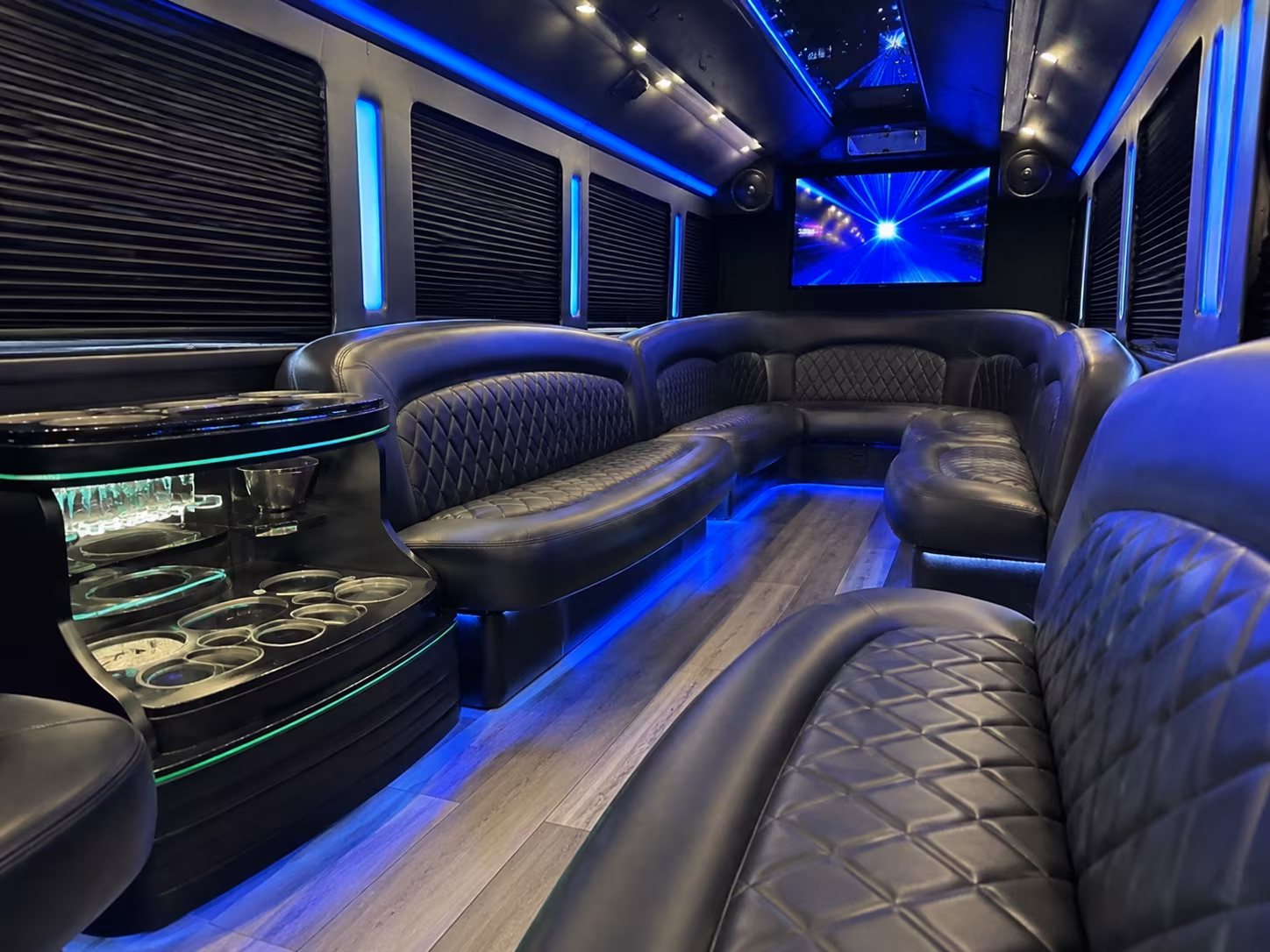 party buses and charter buses to prudential center events in newark