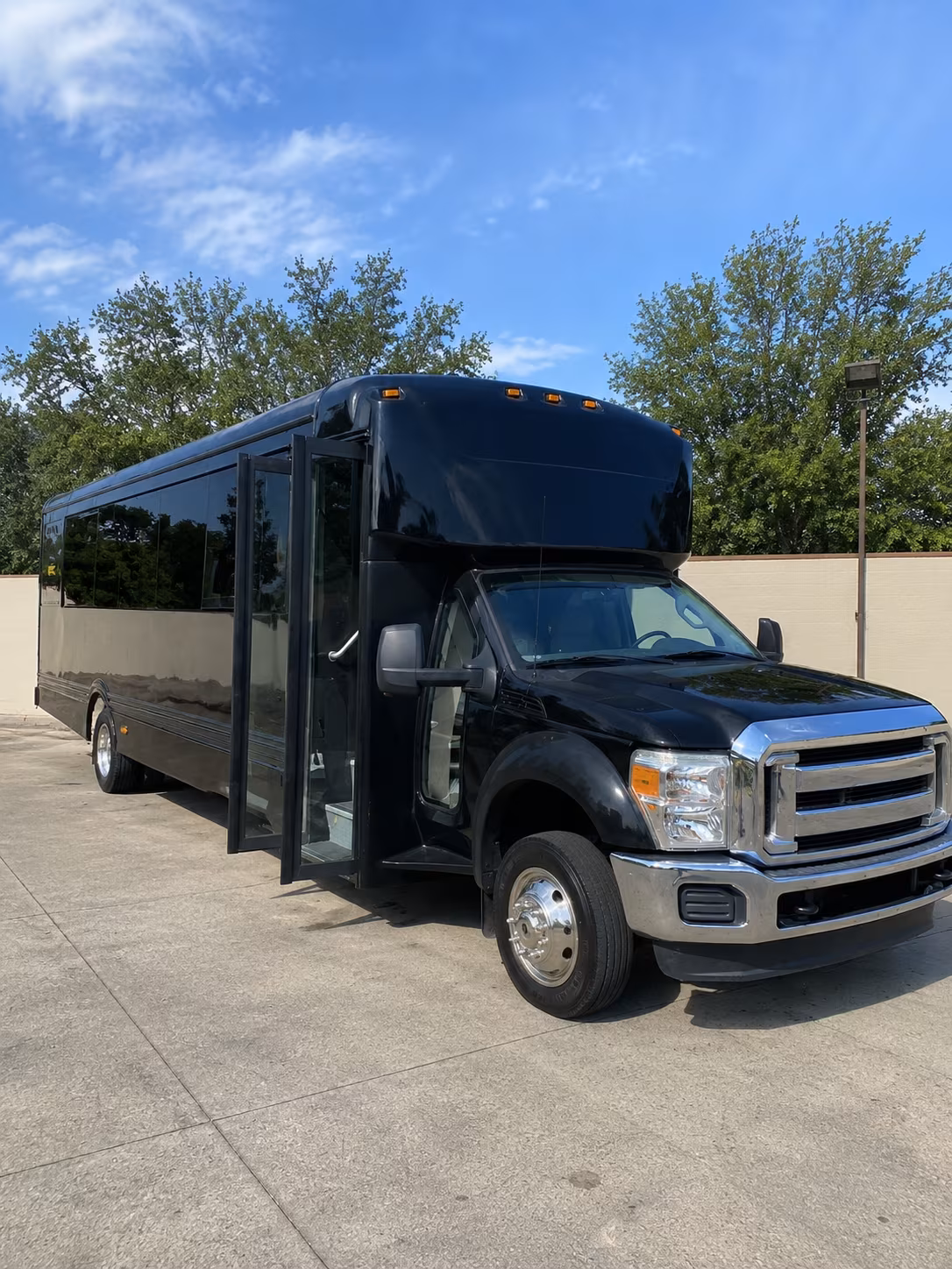 passaic 20 passenger party bus